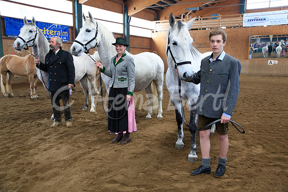 LipizzaneruebergabeZechmannhofRamsauPräsentation_20130309_HB