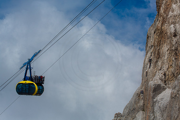Race-the-Skywalk-2013-8130