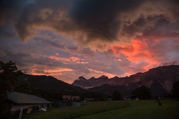 20140801_AbendstimmungDachstein-Kobaldhof-4461